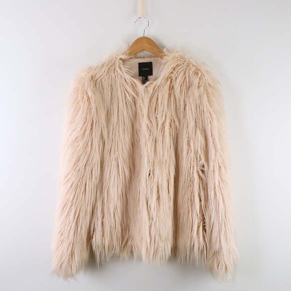Forever 21 Jackets & Blazers - Forever 21 Blush Pink Shag Faux Fur Coat